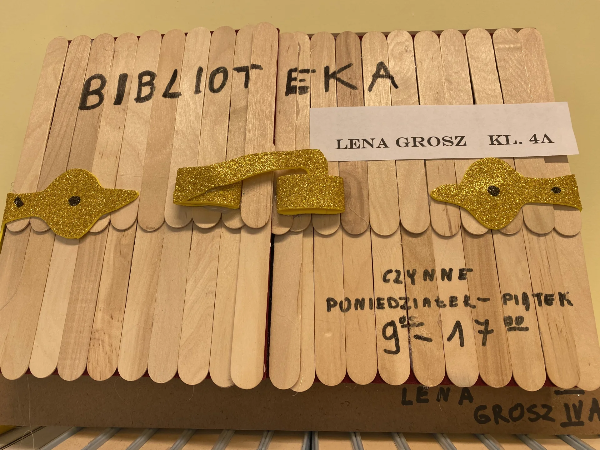 KONKURS PLASTYCZNO-TECHNICZNY „ZAPROJEKTUJ DRZWI DO SZKOLNEJ BIBLIOTEKI JAKO WEJŚCIE DO KRAINY WYOBRAŹNI” ROZSTRZYGNIĘTY